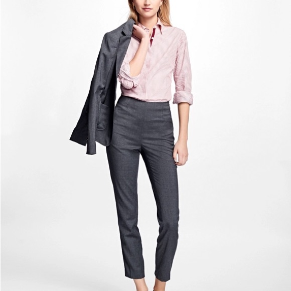 Brooks Brothers Women’s pink Striped Dobby Shirt Sized 4 crisp 100% Cotton - Picture 7 of 16